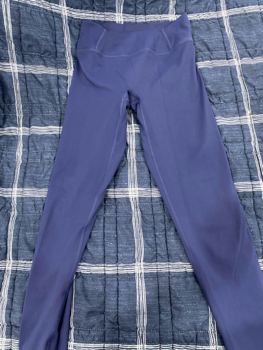 Women’s High-Rise Leggings in navy blue